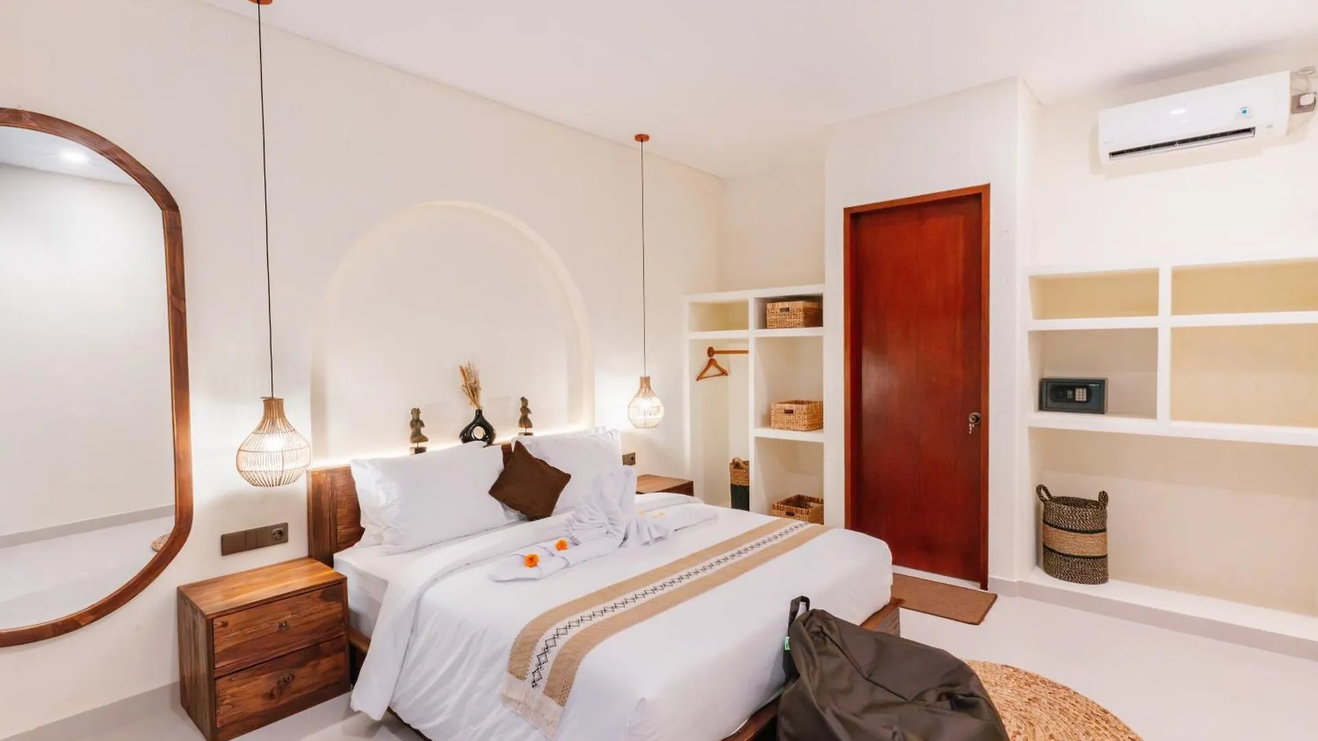 Luxury Villa Noah Kuta Lombok