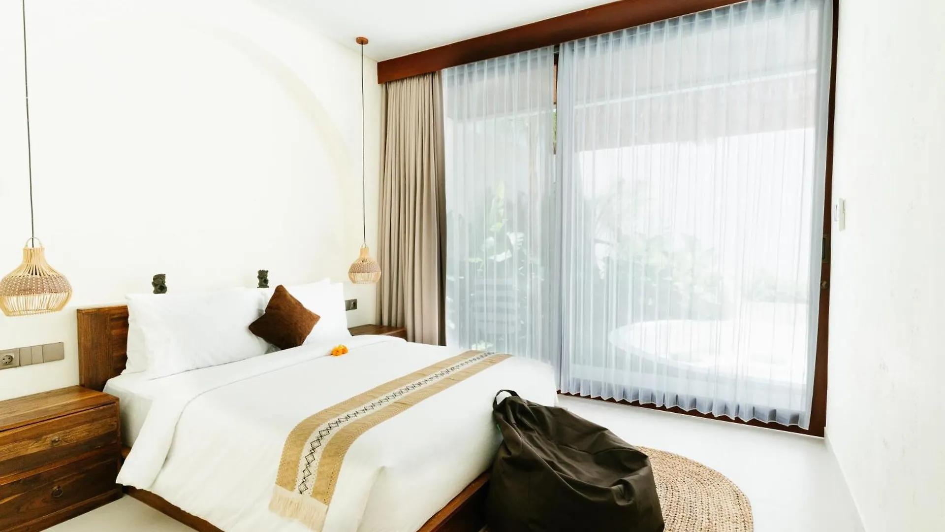 Luxury Villa Noah Kuta Lombok Indonesia